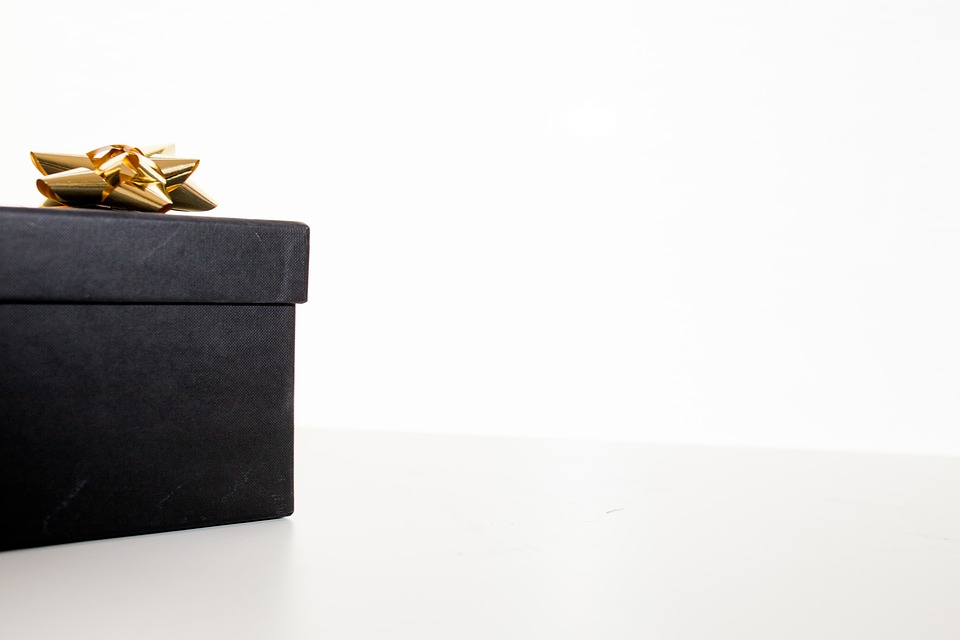 The Stunning Secret to Picking The Perfect Corporate Gift