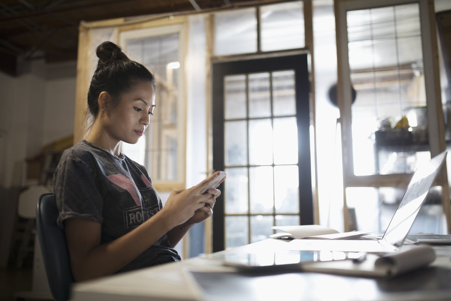 Using Social Media in This Way Can Actually Be Good for Your Health