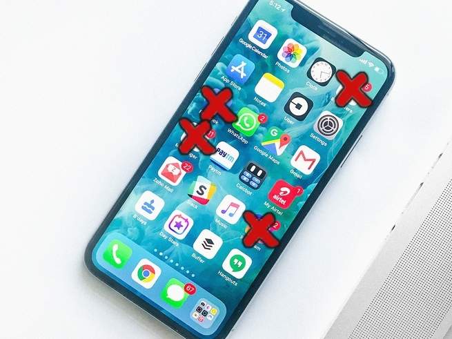 Social media is making you miserable. Here’s how to delete your accounts.