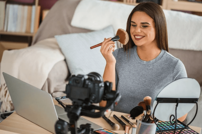 REFLECTING ON SOCIAL MEDIA SPEND: WHEN TO SHAKE UP THE MARKETING MIX