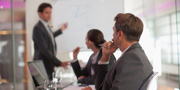 Bestselling Author Daniel H. Pink’s 4 Strategies to Help You Persuade Better and Sell More