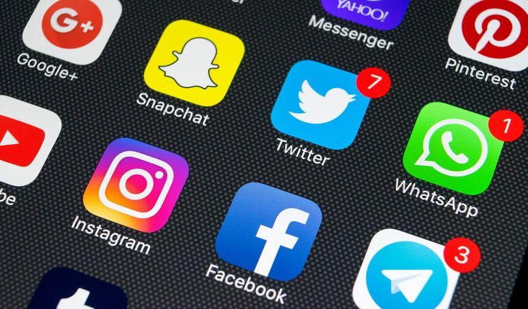 A guide to using social media to your advantage when job hunting