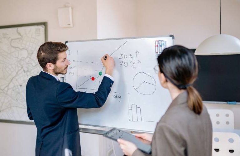 How to Outsource Your SEO Strategy the Right Way