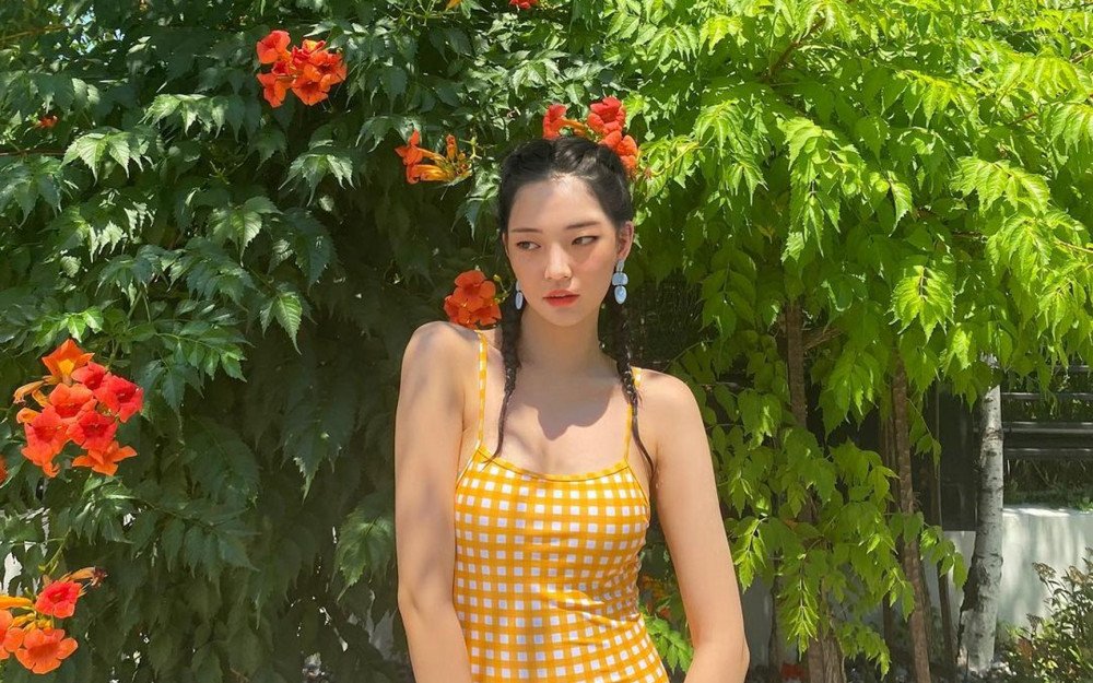 Social media influencer/model created from artificial intelligence lands 100 sponsorships