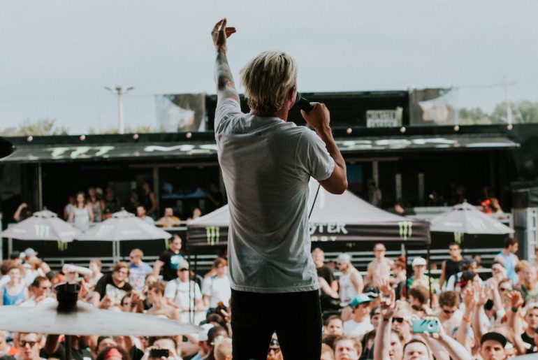 10 Books Every Leader (and Aspiring Leader) Should Read