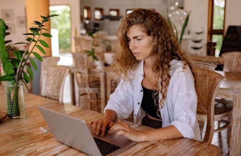 20 Real Ways to Make Money While Being at Home