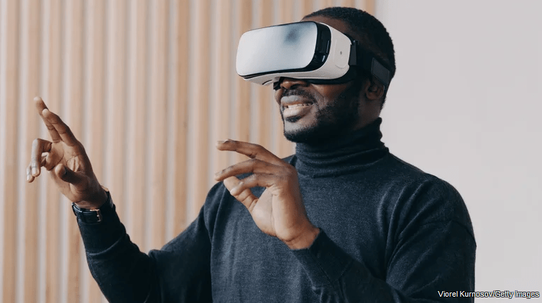 5 Creative Ways To Use Virtual Reality At Home