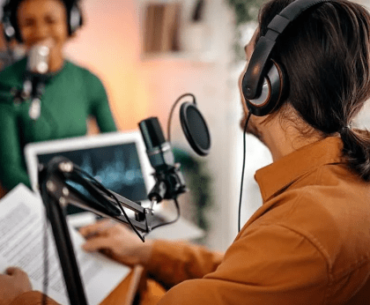 20 Tips For Starting A Business Podcast The Right Way